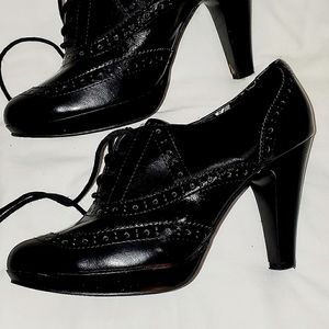 BONGO "Pack Leader" Platform Oxford Heel